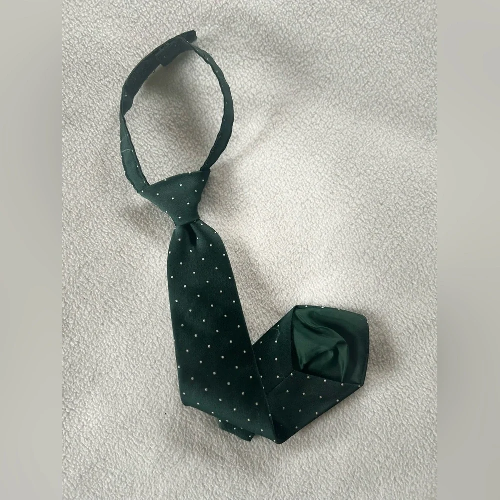 Janie and Jack baby tie